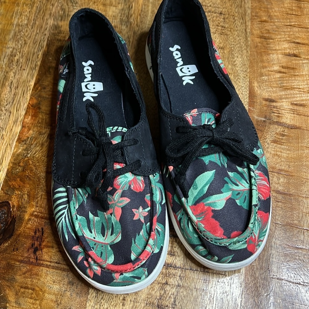 Sanuk Like New Women's Pair O Sail Lite Floral Boat Shoe Tropical Print